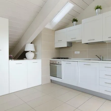 Dante 124 | A アパート