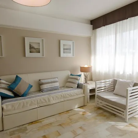 Dante 124 | A Apartment *