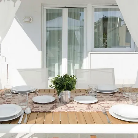 Dante 124 | A Apartment