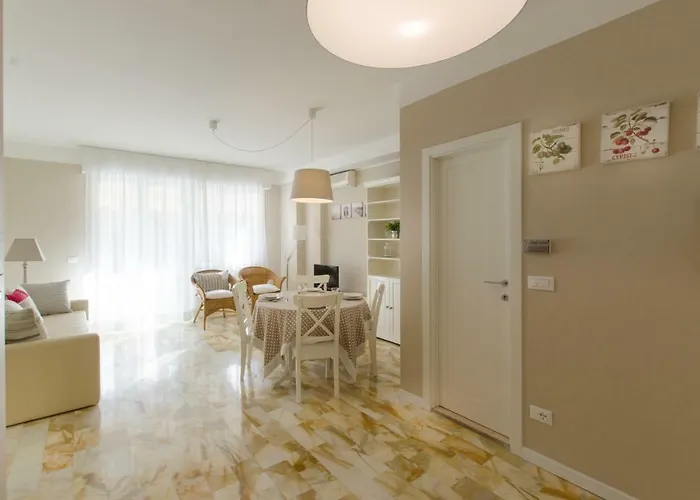 Appartamento Dante 124 | A